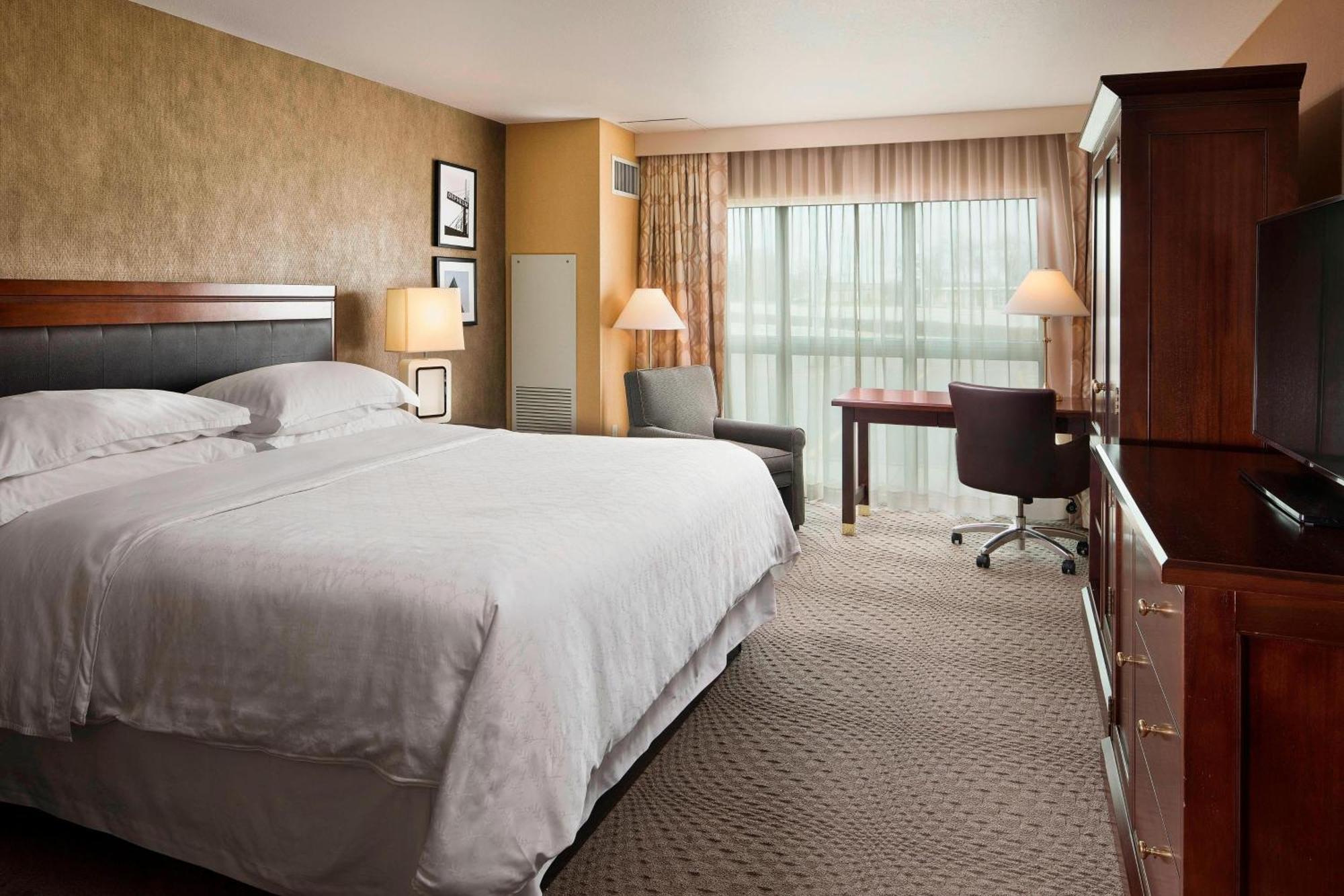 Sheraton Sioux Falls Hotel & Convention Center Bagian luar foto